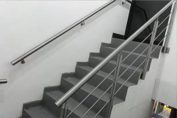 Pasamanos-de-Acero-Inoxidable-2